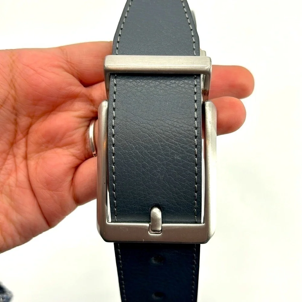 UEC Nike golf gray/black reversible leather belt size 32